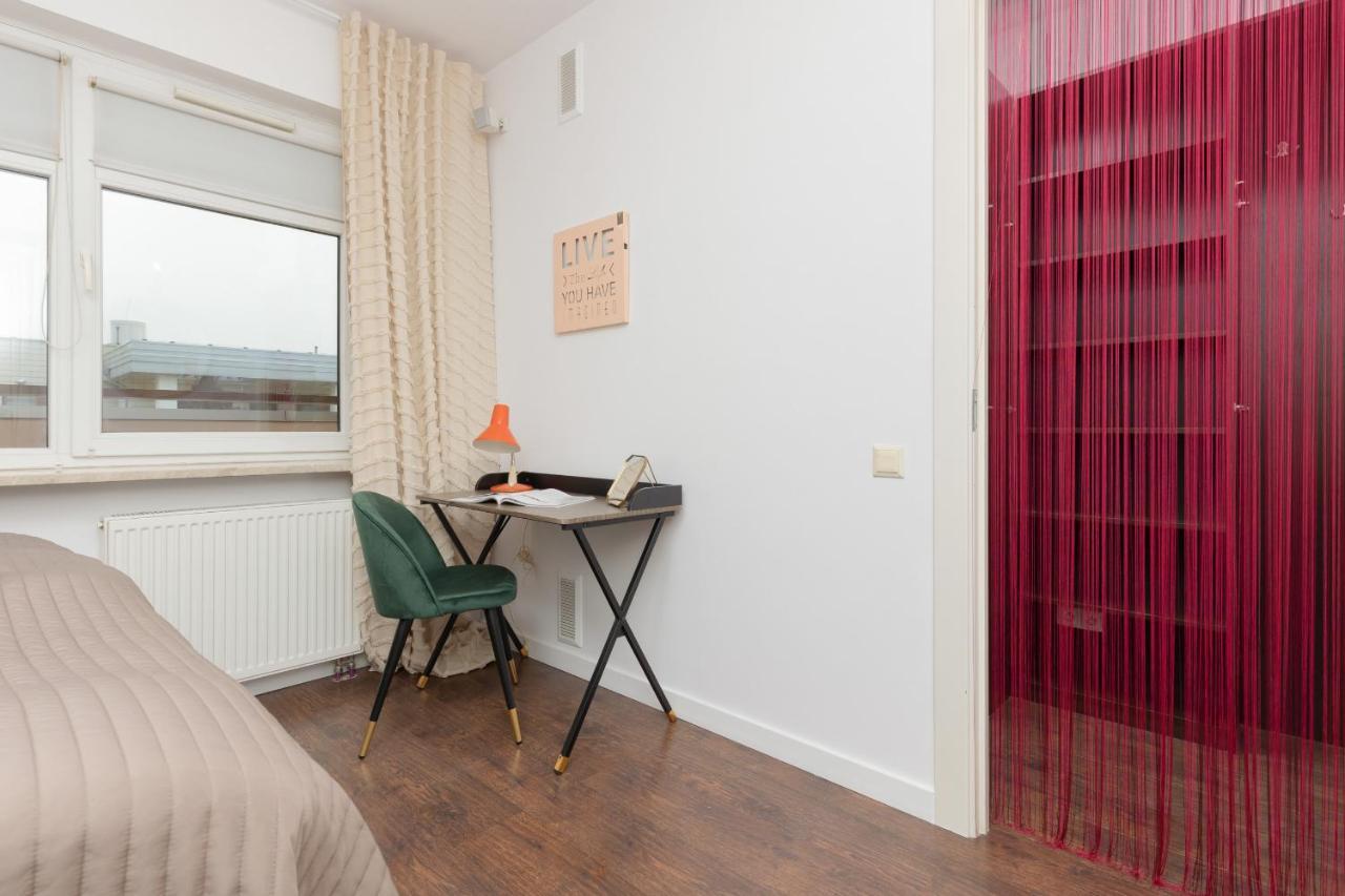 Blonia Wilanowskie Apartment Warsaw By Noclegi Renters Exterior photo